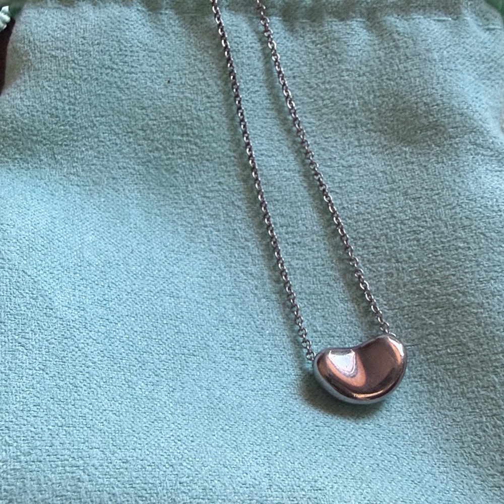 Tiffany & Co. Silver “Elsa Peretti Bean” Necklace